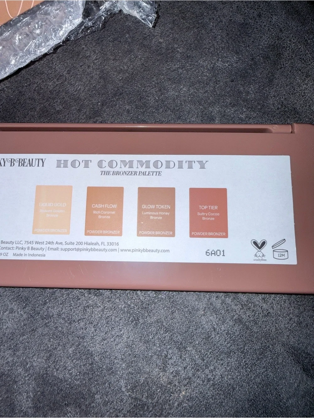 Pinky B Beauty Neutral Peach Bronzer & Contour Palette — Peach Shades